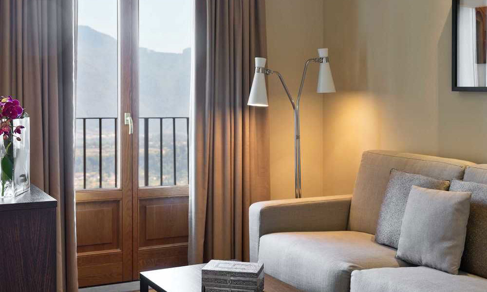 酒店家具的哪些風(fēng)格才能留住顧客？