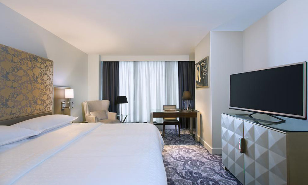 如何評(píng)估酒店家具的舒適度和耐久性？